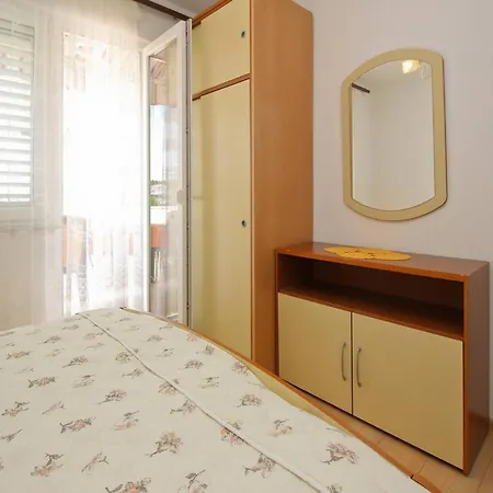 Guest house Apartments Dragica Silo (Krk)