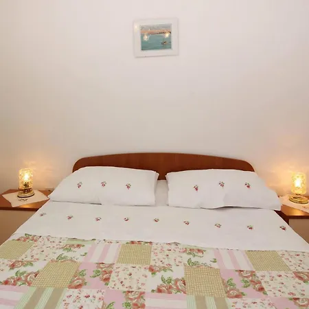 Apartments Dragica 2*