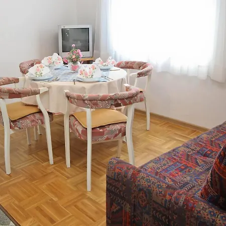 Apartments Dragica 2* Silo (Krk)
