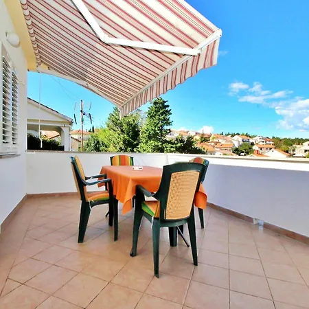 Apartments Dragica Guest house