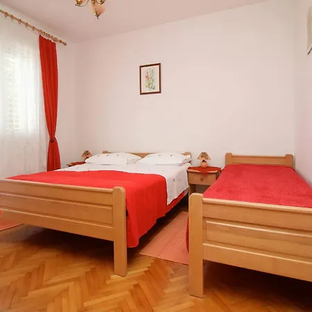 Gostinjska kuća Apartments Dragica