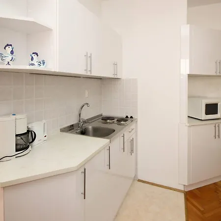 Apartments Dragica 2* Silo (Krk)