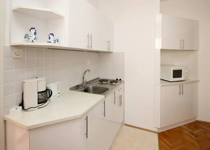 Apartments Dragica 2* Šilo